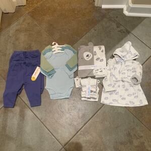 Baby Boy Clothes Size 3-6M, Towels, Robe & Wash Clothes New